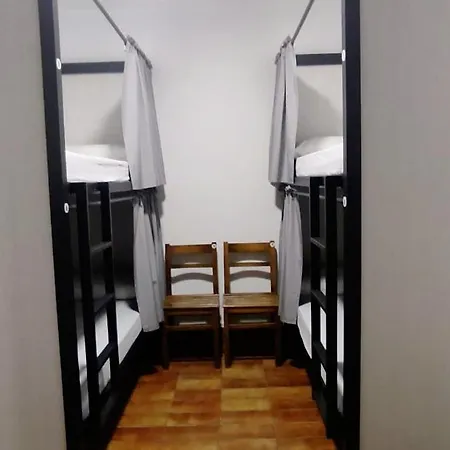 Hostel Akarregi-kanpaia De Peregrinos